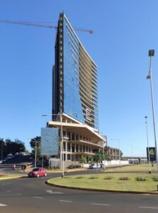 Inmueble por Av Marconi Frente a Av Costanera y Torre Iplyc Hotel Hillton casa av marconi costanera 12