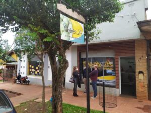 Local comercial · 300m² · 7 ambientes · 2 cocheras local apostoles 12