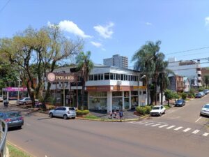 Vendo o Permuto Inmueble Centrico con Salones Multiples propiedad av corrientes 1